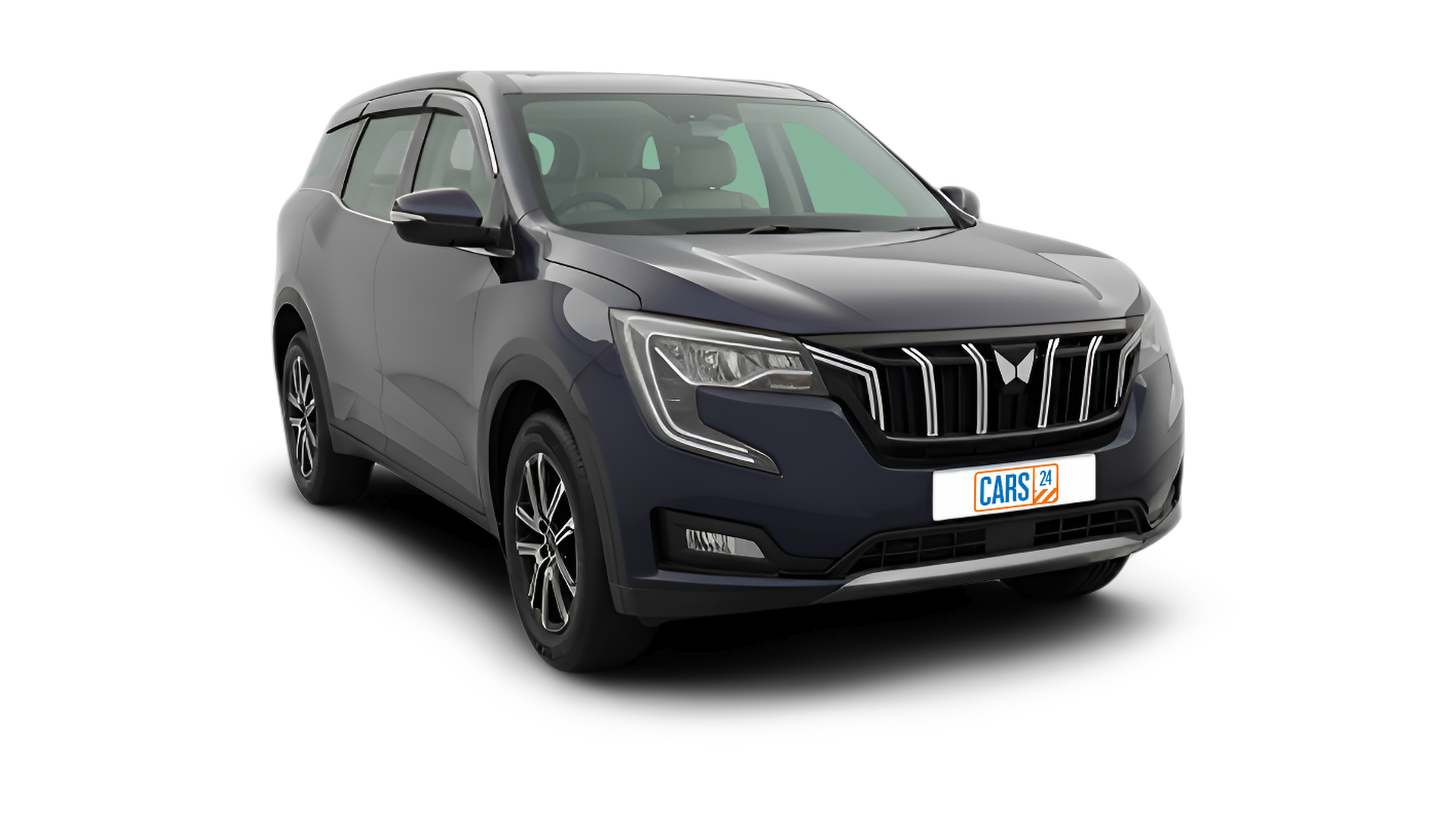 Mahindra XUV700-img